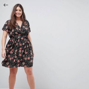 New Look Curve Printed Wrap Dress